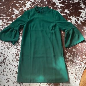Gorgeous emerald green sheath dress